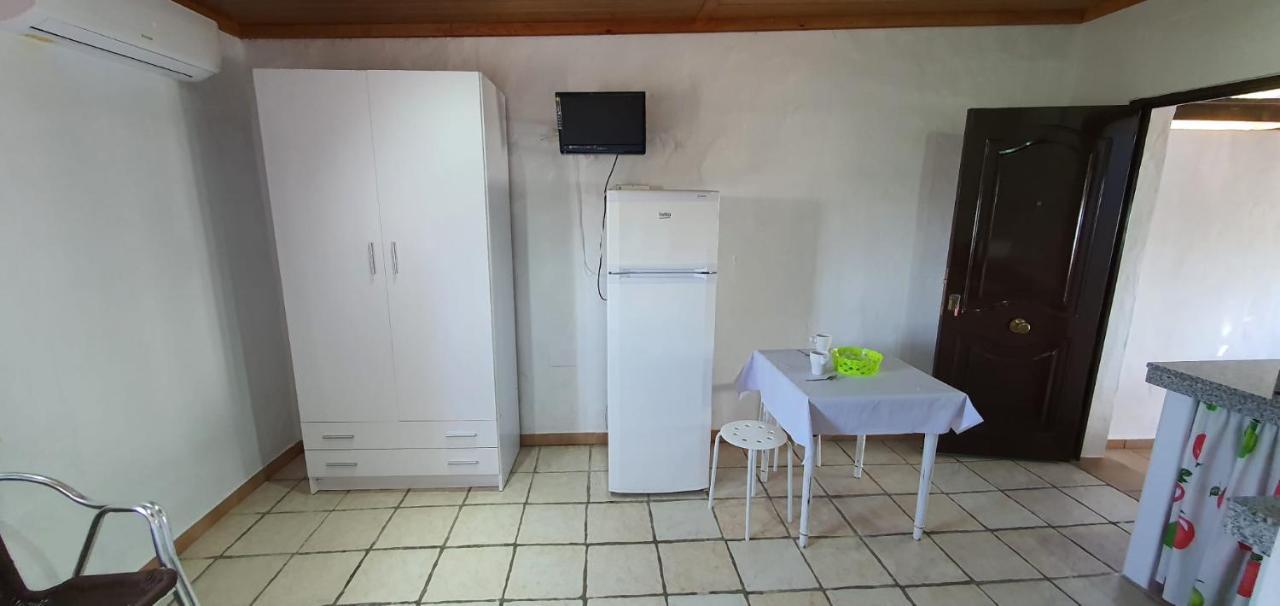 Estudios Con Piscina Compartida En Conil. Cádiz Exterior foto